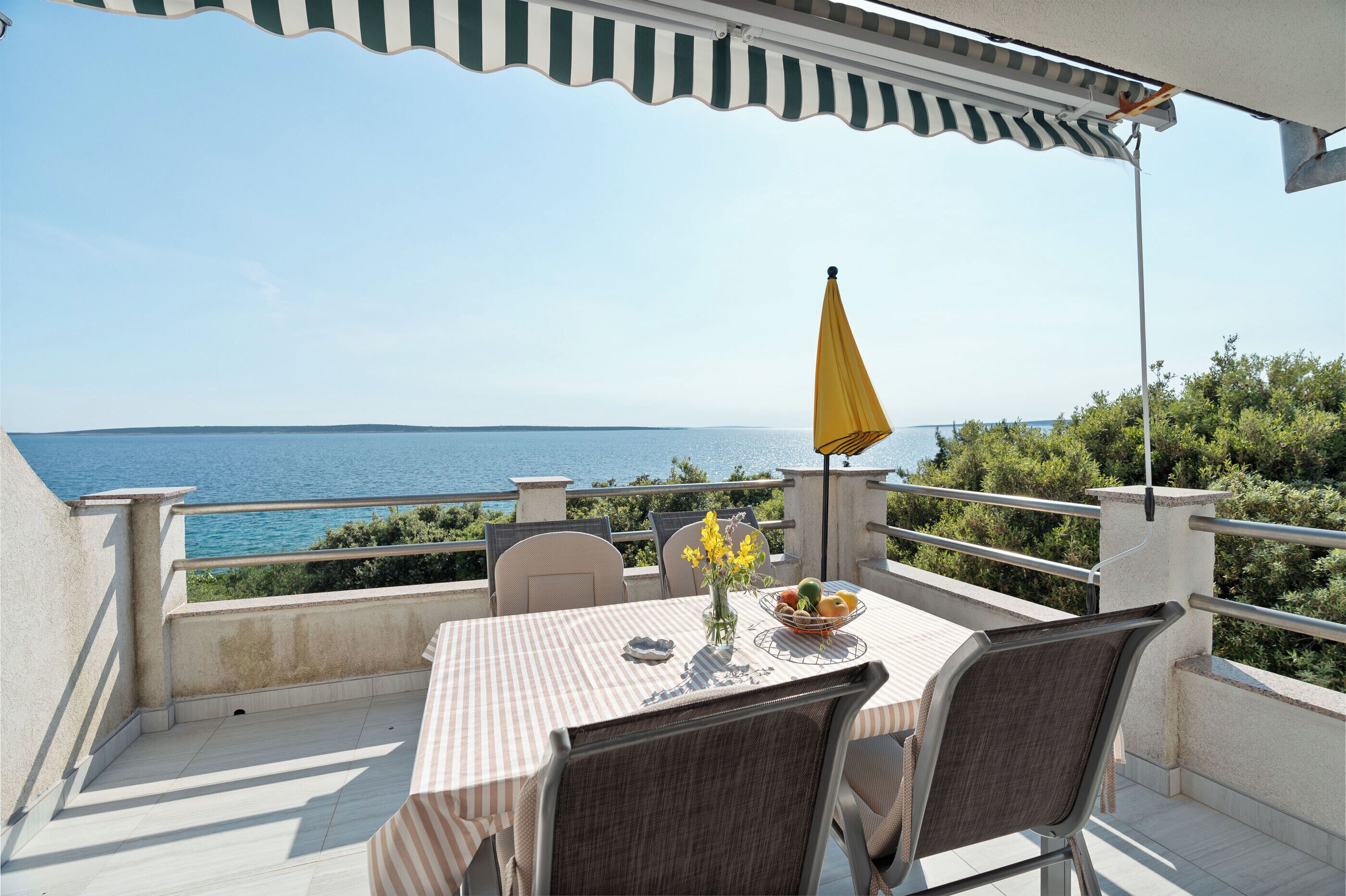 Apartment (A5) | Balkon