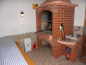 BBQ/picnic Area - Apartments Zlatko (Preko)