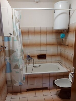 Apartment (A1) | Bathroom | Towels - Apartment Bila (Tisno)
