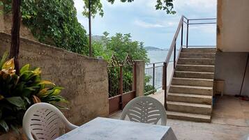 Apartment (A1) | Courtyard