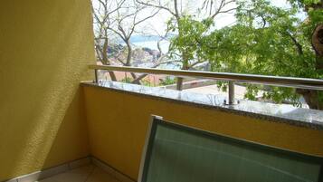 Apartment (A1) | Balcony