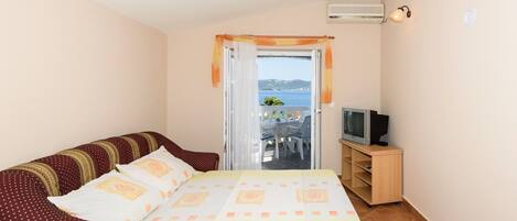 Huoneisto (A4) | Olohuone