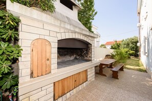 BBQ/picnic area - Apartments Vese (Sveti Filip i Jakov)