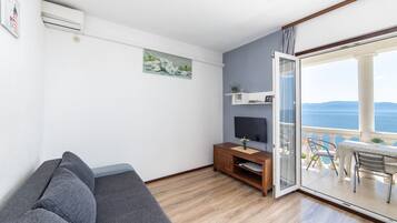 Apartment (A5) | Living room