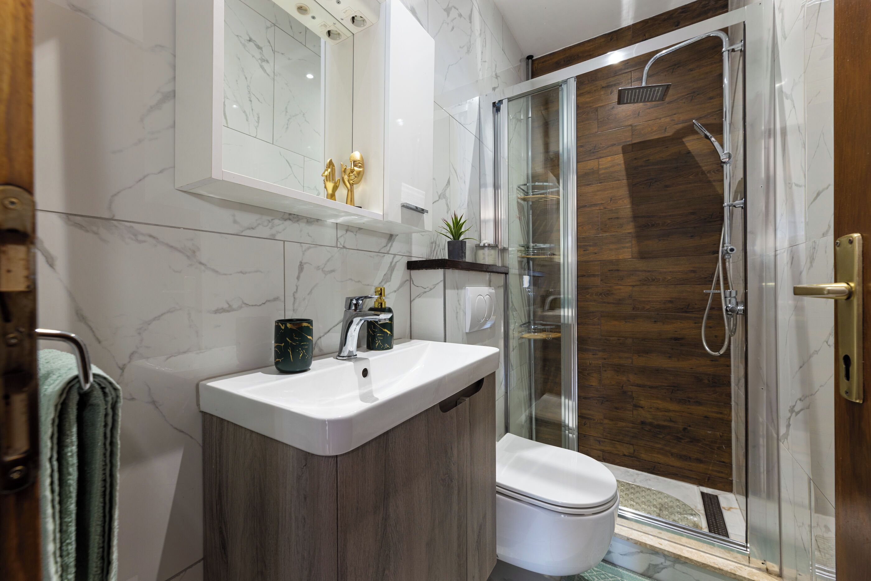 Apartment (A5) | Bathroom | Shower