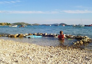 Beach - Apartments Nebo (Pakostane)