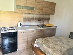 Apartment (A4) | Private kitchen - Apartments Kate (Nin)