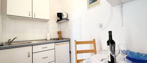 Apartment (A1) | Private kitchen