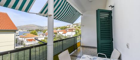 Huoneisto (A3) | Parveke