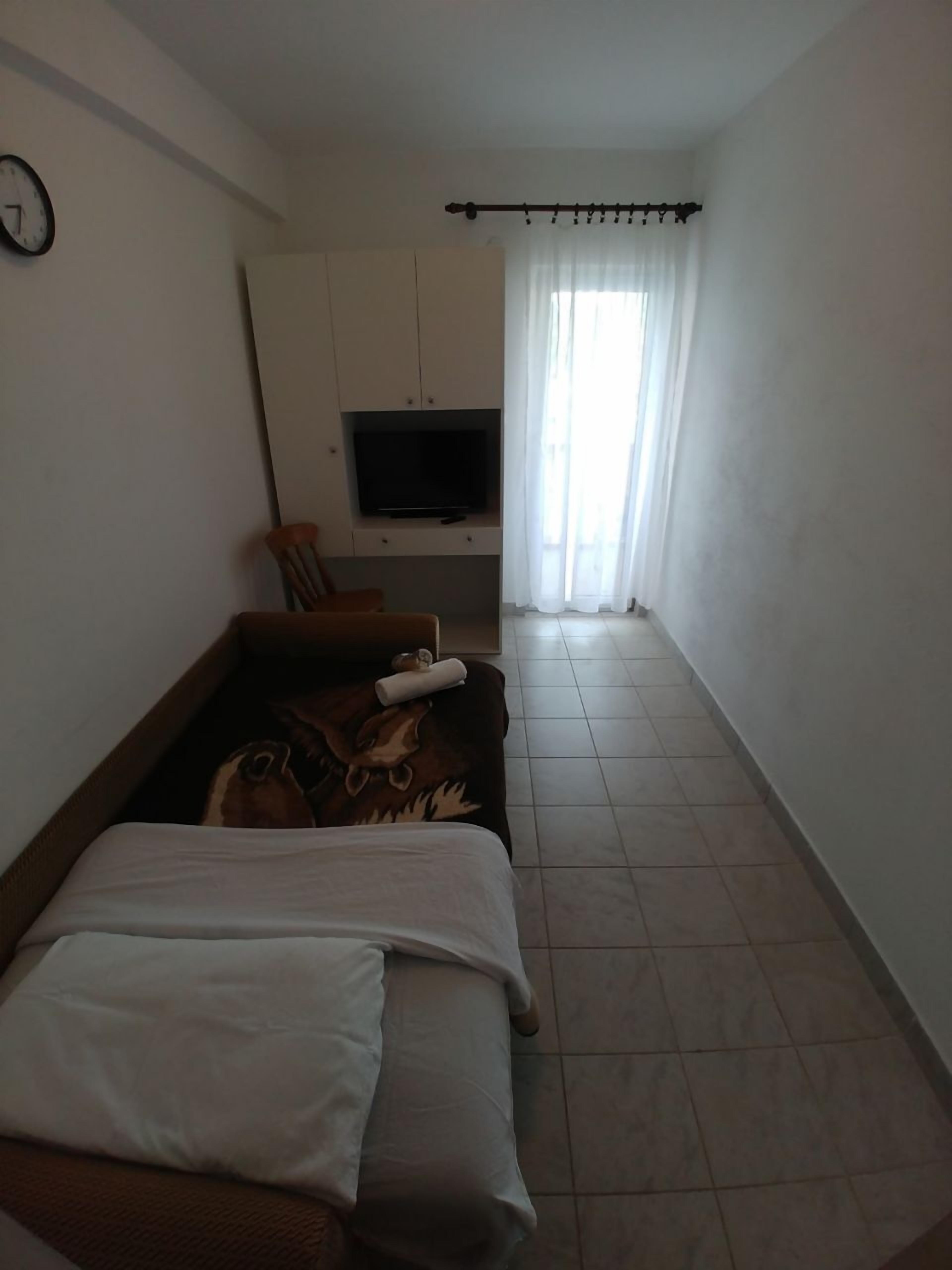 Apartment (A6) | Living room