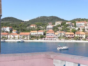 منظر من الجو على ارتفاع ع الٍ