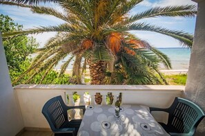 Apartment (A3) | Balcony - Apartments Teo (Privlaka)