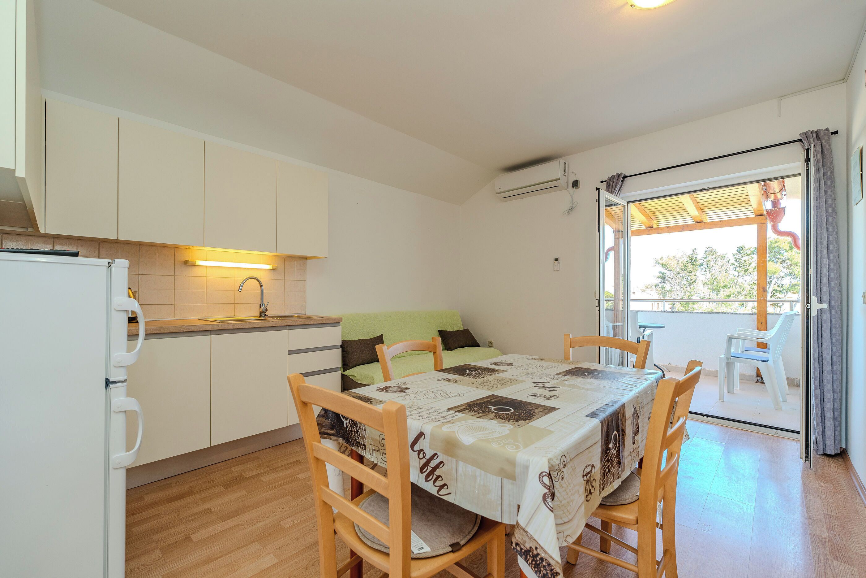 Apartment (A4) | Private kitchen