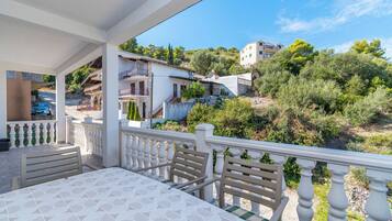 Apartment (A1) | Balcony