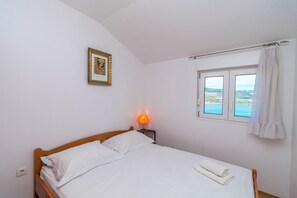 Apartment (A2)