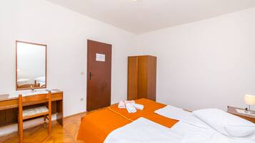 Apartment (A1)