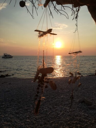 Apartments Grbac Veli Rat-seaside