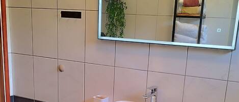 公寓 (A3) | 浴室 | 肥皂、衛生紙