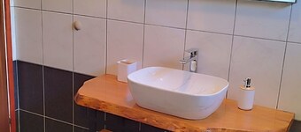 Apartments Grbac Veli Rat-seaside