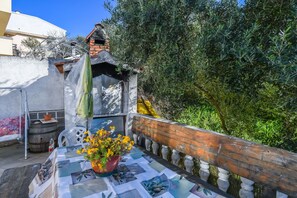 BBQ/picnic Area - Apartment Doktor (Trogir)