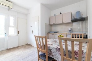 Private kitchen - Apartment Kreso (Tkon)