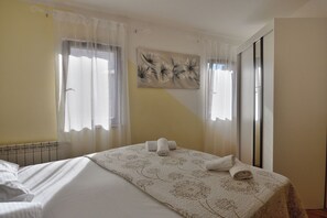 Apartment (A4)