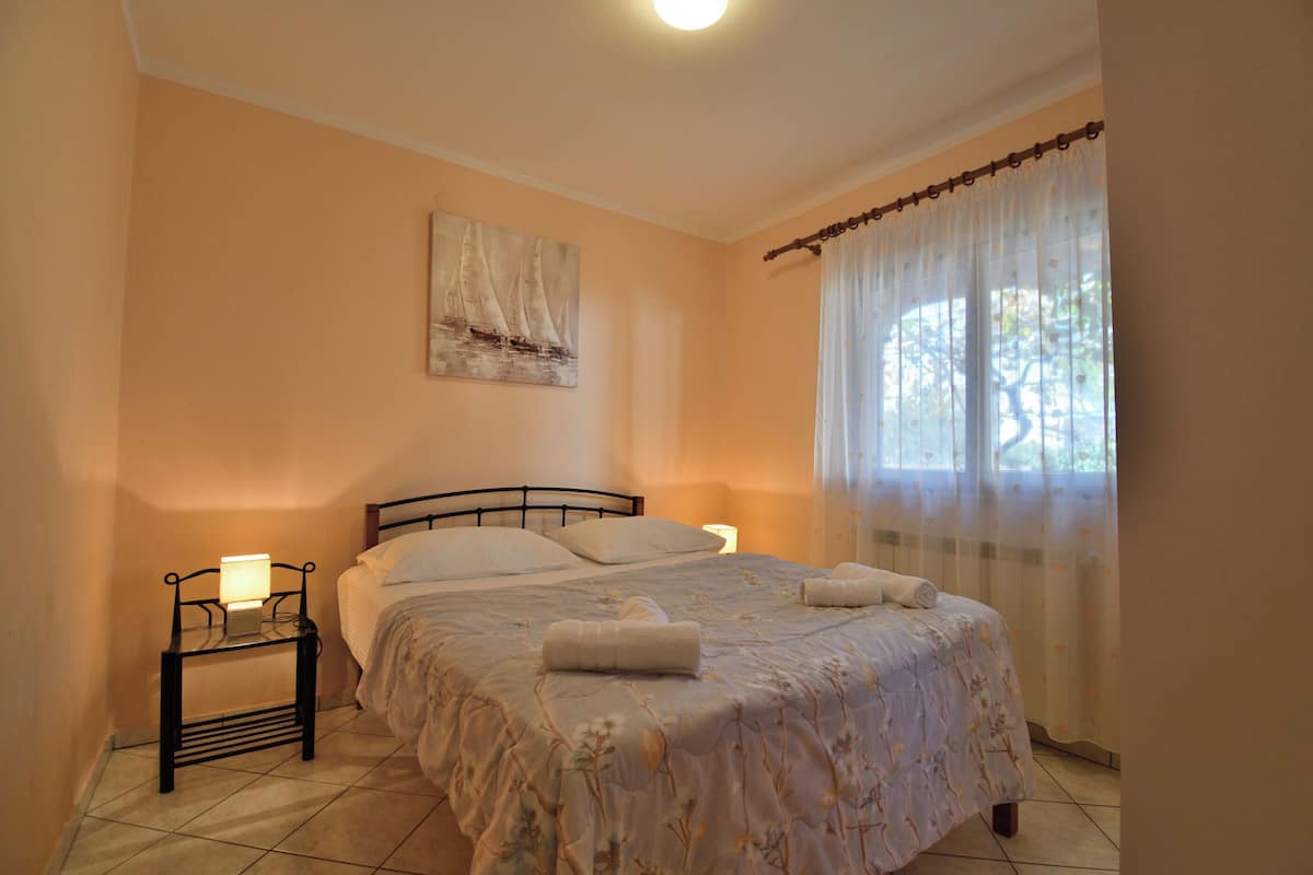 Apartment (A1)