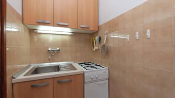 Studio (A1) | Private kitchen