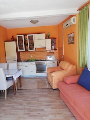 Apartment (A1) | Private kitchen