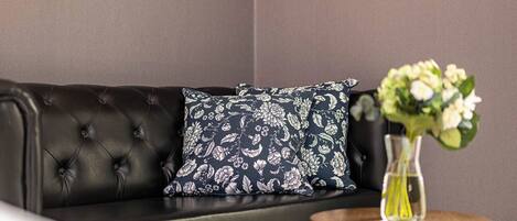 Run of House | Free WiFi