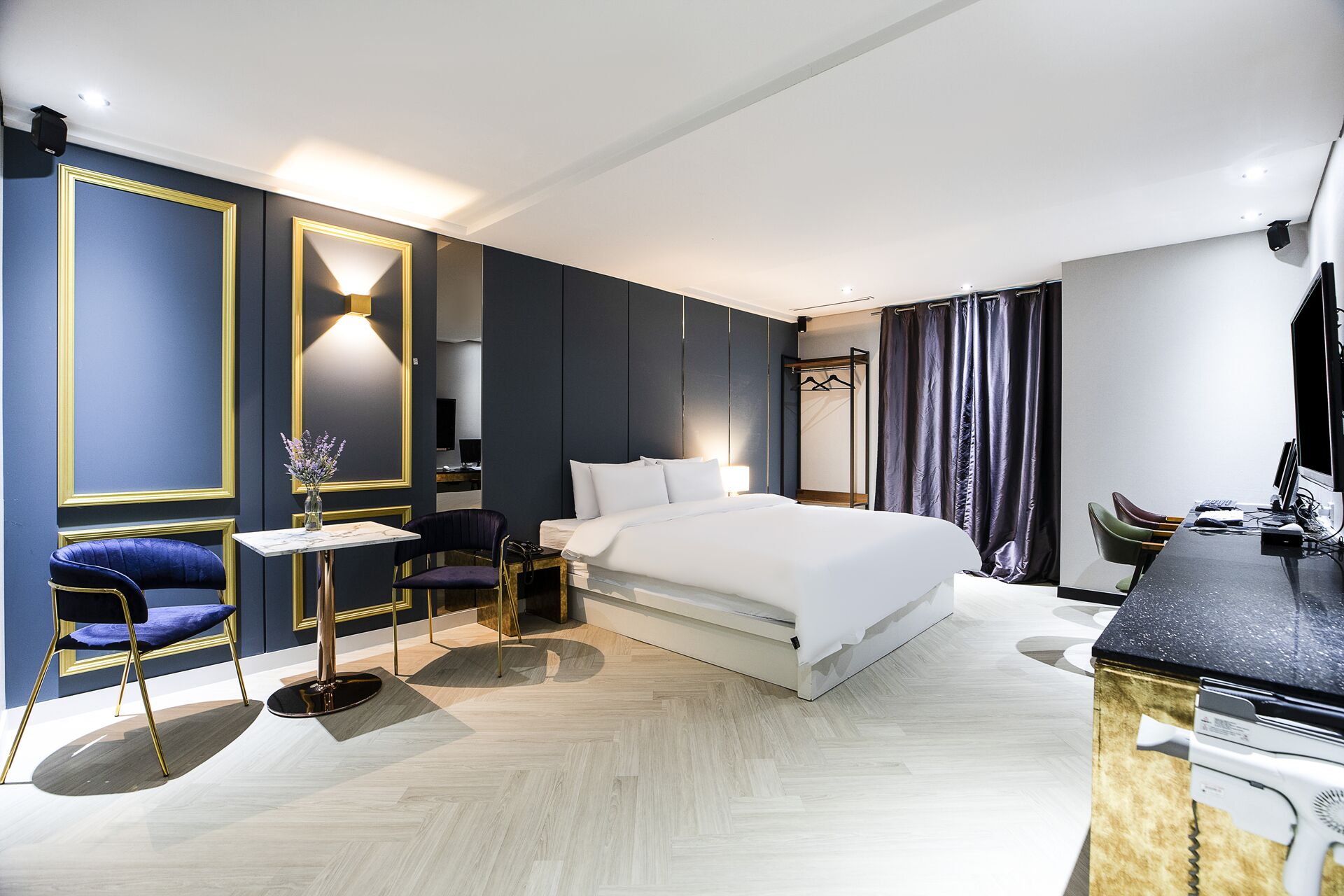 Standard-Doppelzimmer, Bergblick