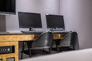 Standard Room, City View | Free WiFi - Dongtan Hotel Bella (Hwaseong-si)