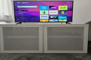 Interior - Standard Single Room - Shared (Windsor)