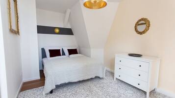 2 bedrooms, WiFi, bed sheets