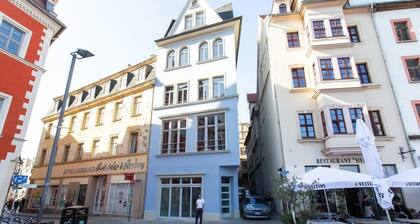 FullHouse | Halle | M14 King Louis XIV | Zentrum