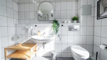 Regadera y secadora de cabello