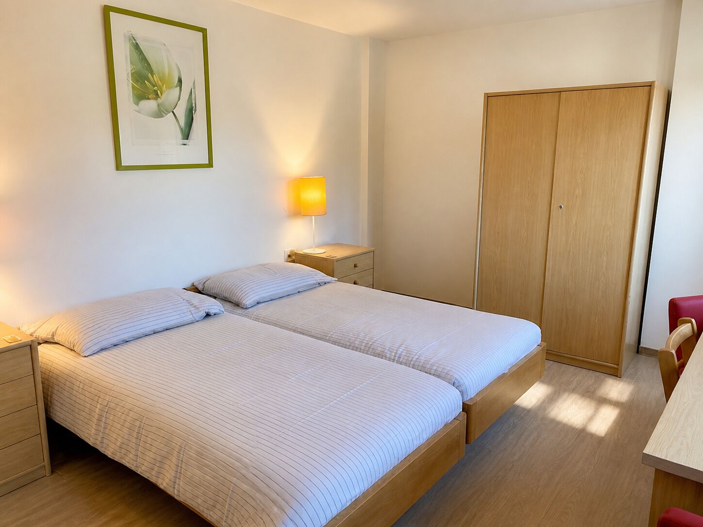 In-room safe, free WiFi