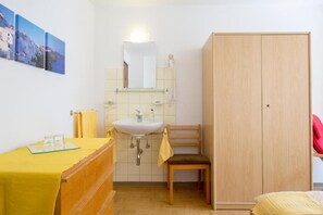 Standard Double Room, Courtyard View | Spa