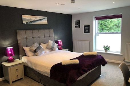 1 bedroom. Deluxe Double Room