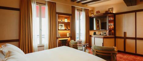 Escritorio, Internet, ropa de cama