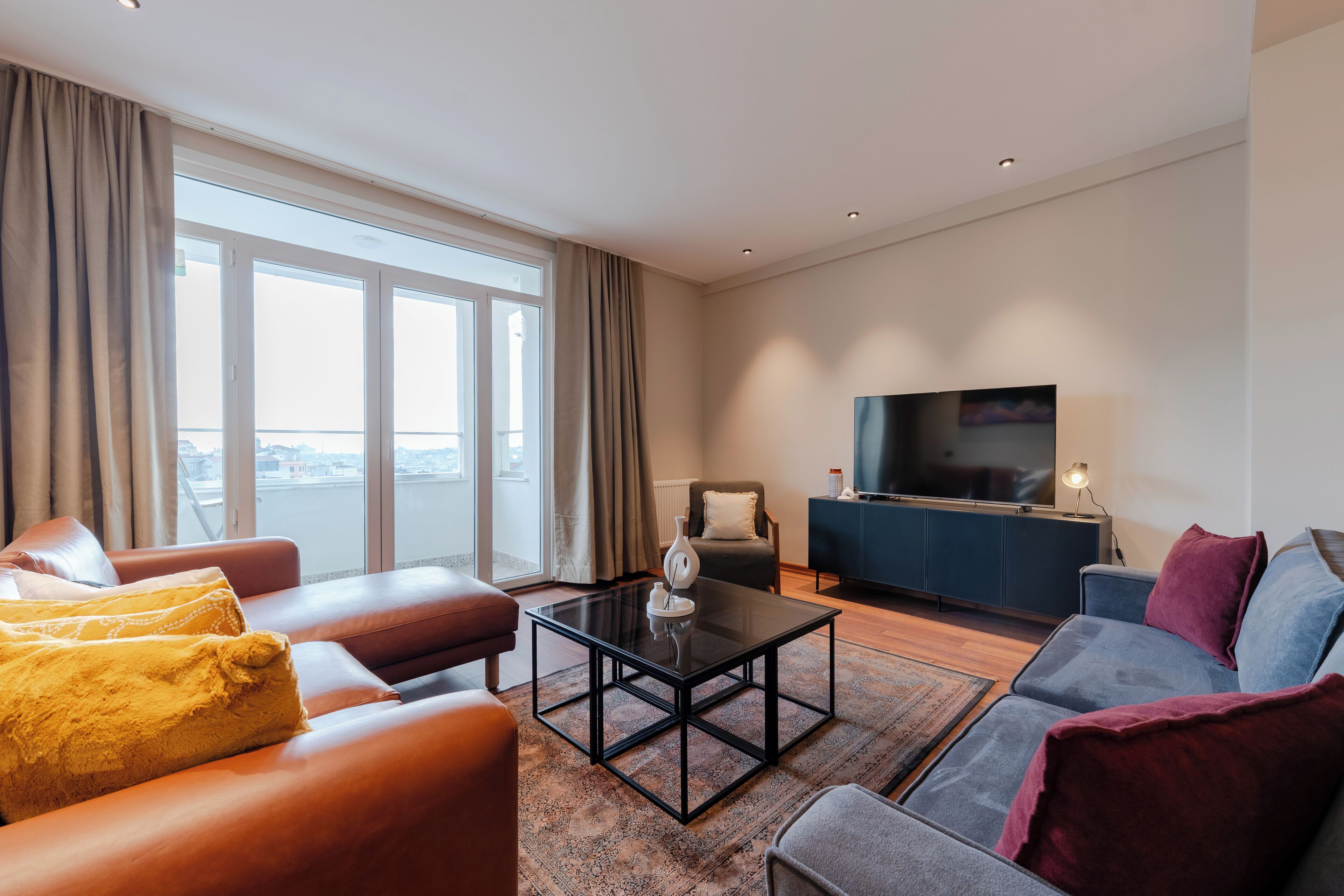 The Best In Beyoglugalata Tower View  Elevator  Renovated Interior  Balcony - Beyoğlu