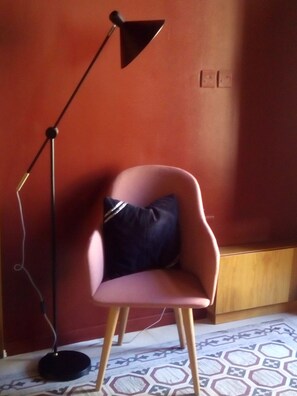 Interior - Comfy Airport Haven Near Malta's South & Central Gems! (Ħal Luqa)