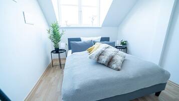 2 bedrooms, WiFi, bed sheets