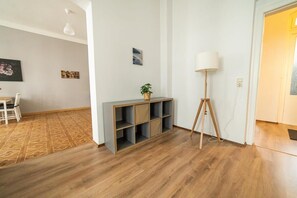 Interior - FullHouse | Goerlitz | B7 Bruno | 3 Bedrooms (Görlitz)
