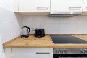 Private kitchen - FullHouse | Chemnitz | M45 Emilia 2 Bedroom (Chemnitz)