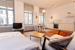 2 bedrooms, WiFi, bed sheets
