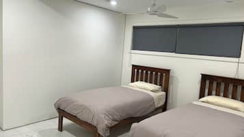 2 habitaciones, acceso a internet y ropa de cama