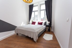 2 bedrooms, WiFi, bed sheets - FullHouse | Halle | M14 DiCaprio | Zentrum (Halle (Saale))