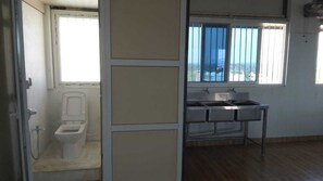 Shower - Hotel Sree Balaji (Tumkur)
