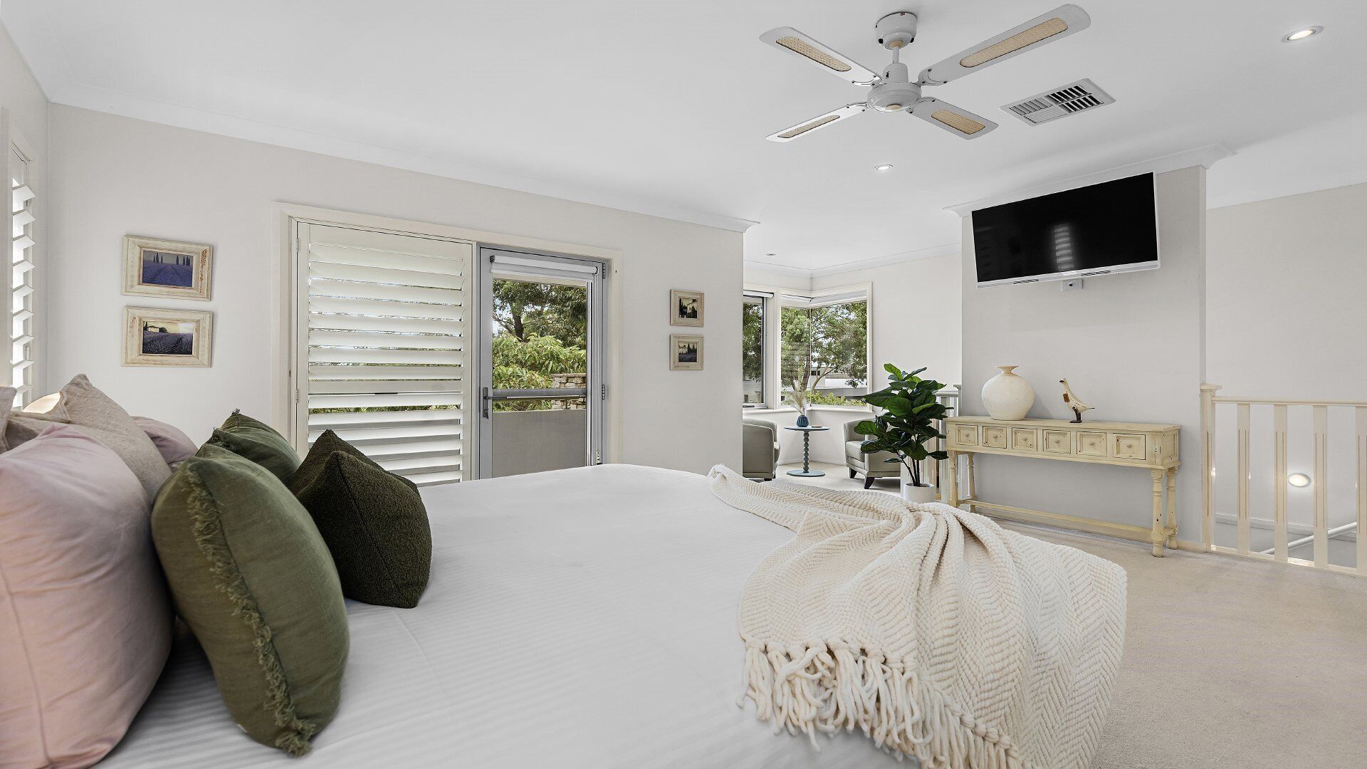 3 chambres, fer et planche à repasser, draps fournis